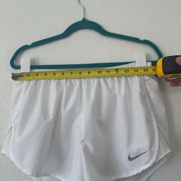 Nike Women's Tempo Dri-fit White Running‎ Shorts Size Large EUC - Picture 5 of 8